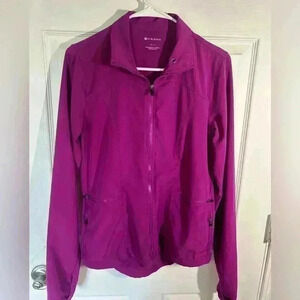 Fabletics Ninety Six Windbreaker. Size 4, XS  Fuchsia. Minor pilling.